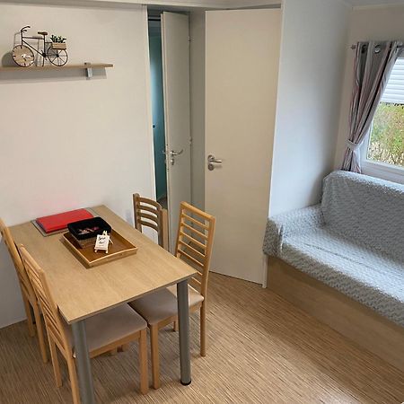 Mobil Home Tout Confort Ideal Pour 4 Personnes Dans Le Domaine De Dugny Camping 4 Etoiles, Proche De Blois, Du Zoo De Beauval Et Des Chateaux De La Loire Onzain Bagian luar foto