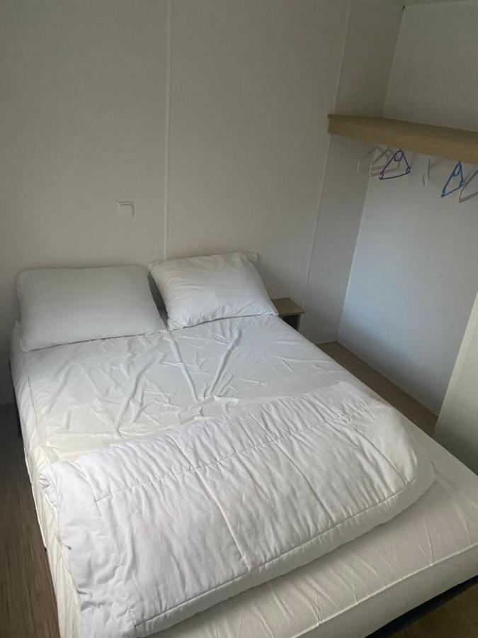 Mobil Home Tout Confort Ideal Pour 4 Personnes Dans Le Domaine De Dugny Camping 4 Etoiles, Proche De Blois, Du Zoo De Beauval Et Des Chateaux De La Loire Onzain Bagian luar foto