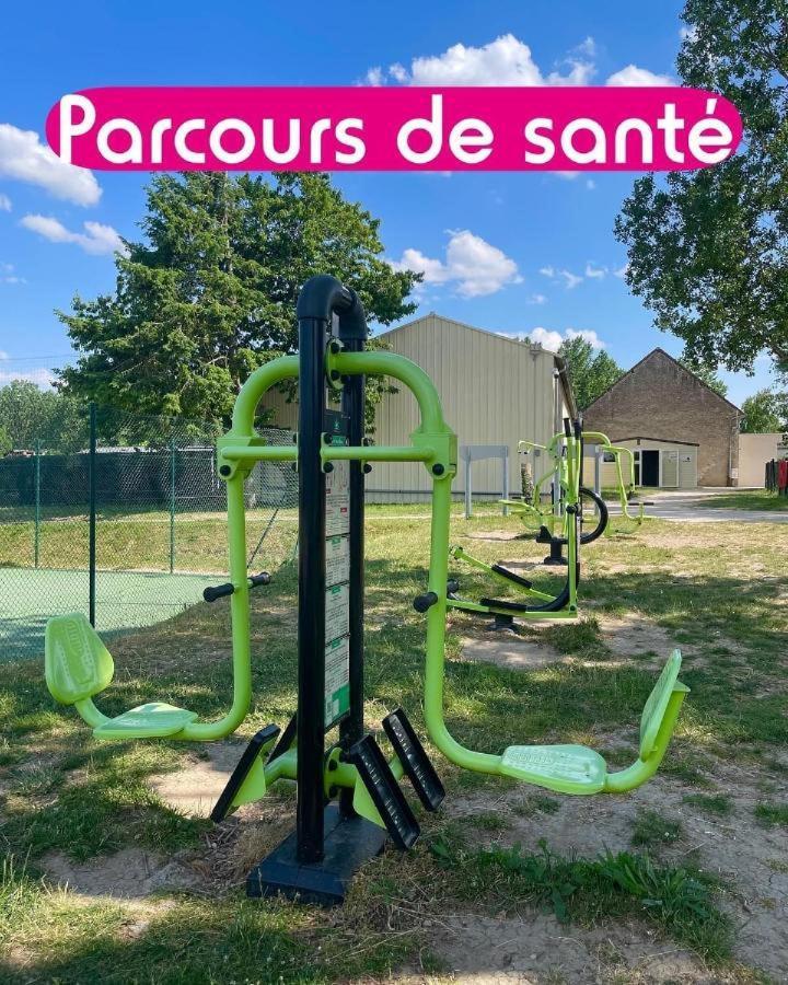 Mobil Home Tout Confort Ideal Pour 4 Personnes Dans Le Domaine De Dugny Camping 4 Etoiles, Proche De Blois, Du Zoo De Beauval Et Des Chateaux De La Loire Onzain Bagian luar foto
